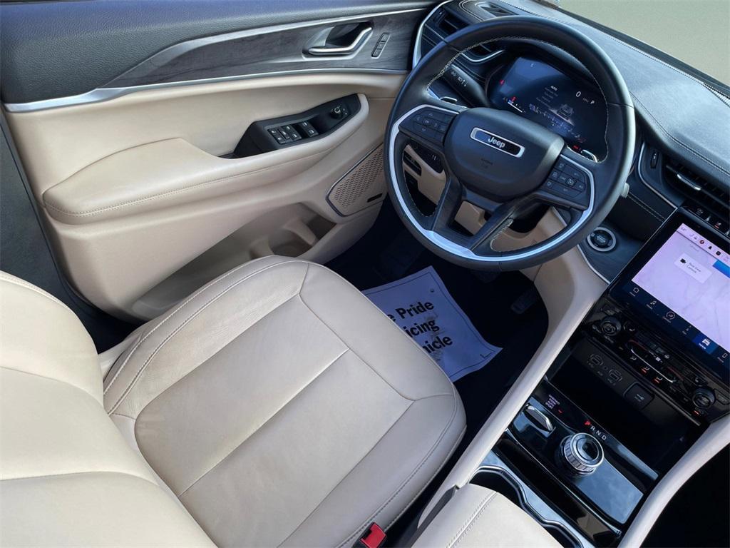 used 2022 Jeep Grand Cherokee car, priced at $30,990