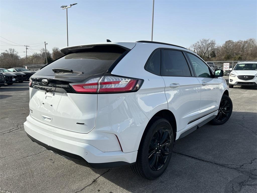 new 2024 Ford Edge car, priced at $33,500