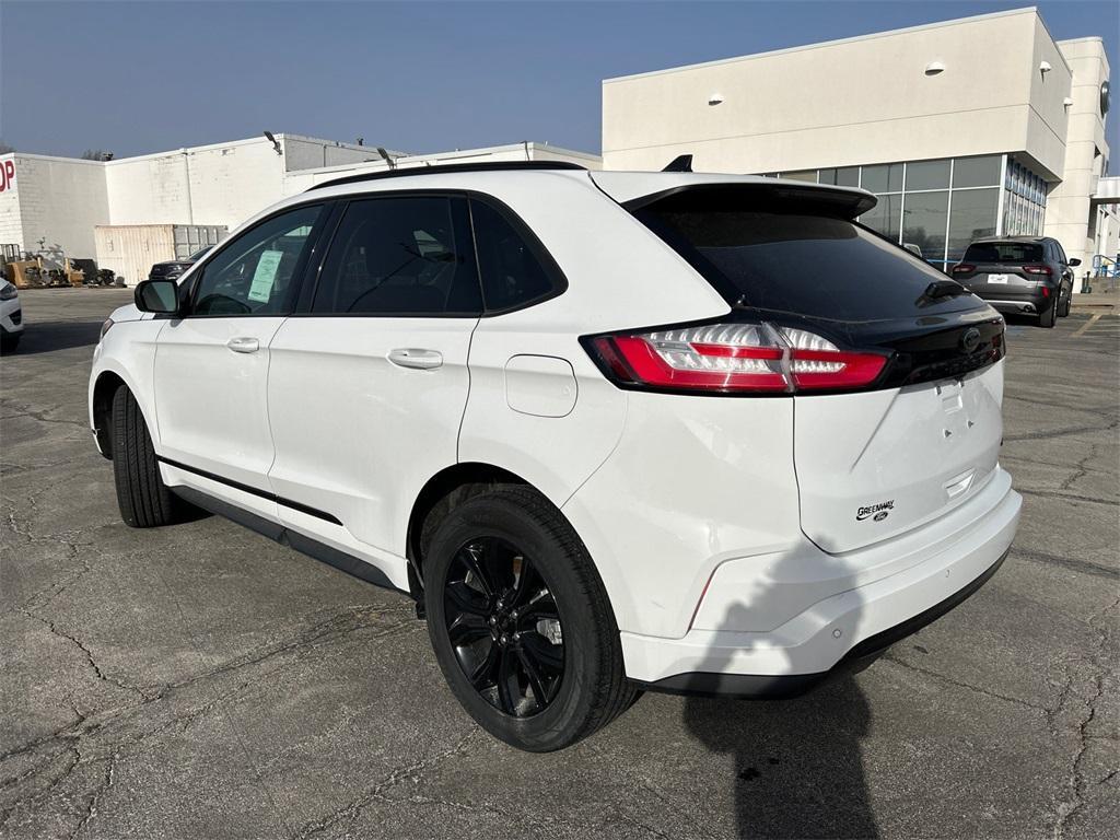 new 2024 Ford Edge car, priced at $33,500