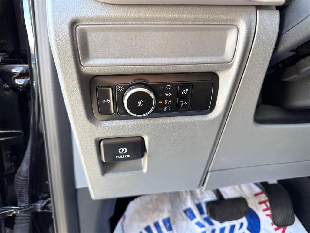 new 2023 Ford F-150 car, priced at $41,790
