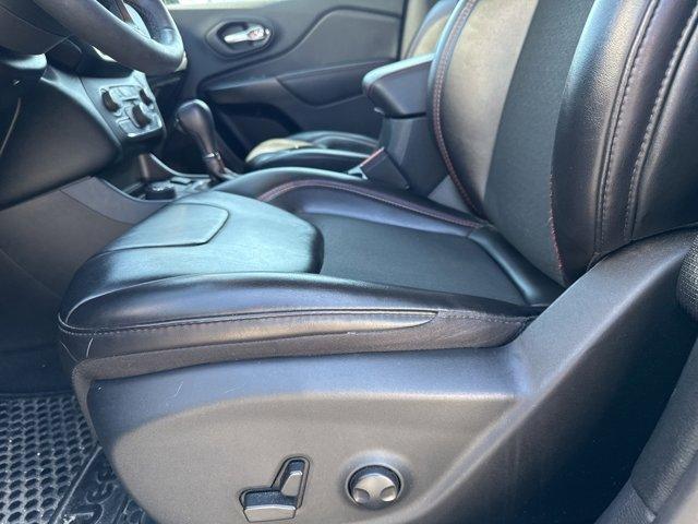 used 2022 Jeep Cherokee car, priced at $22,490