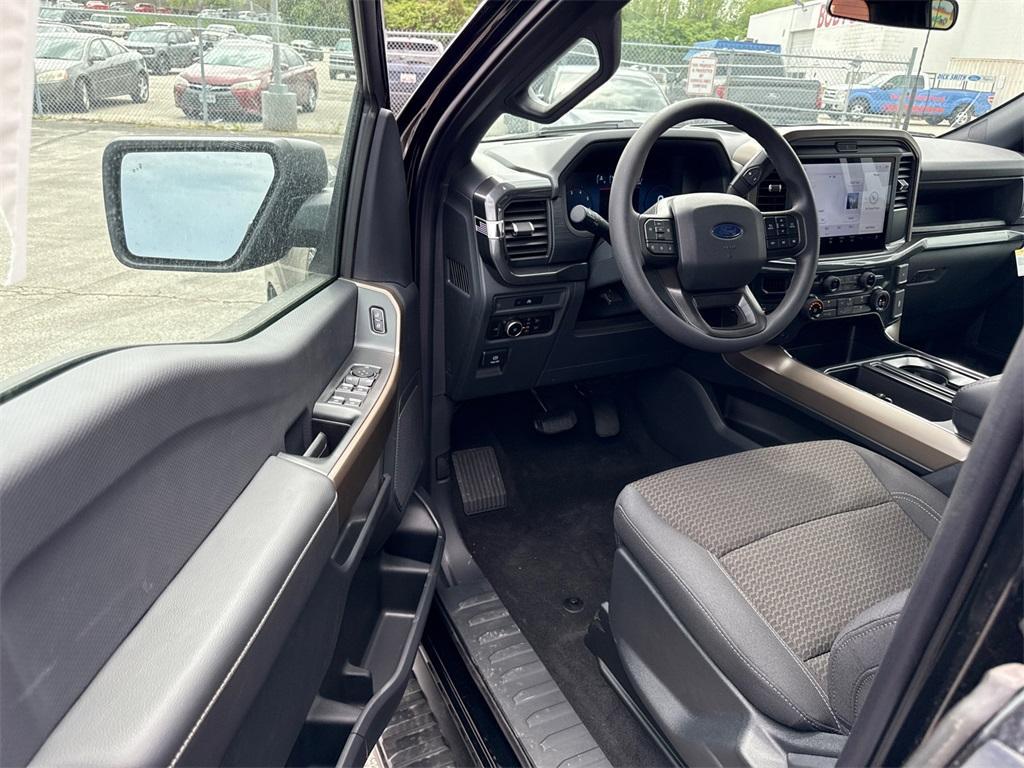 new 2025 Ford F-150 car, priced at $46,928