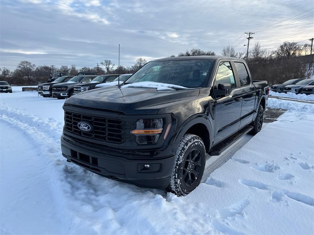 new 2024 Ford F-150 car, priced at $42,250