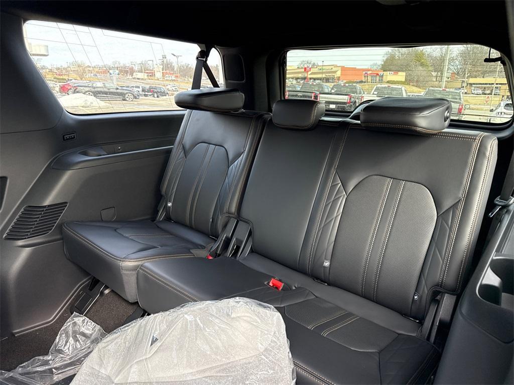 new 2024 Ford Expedition Max car, priced at $89,208