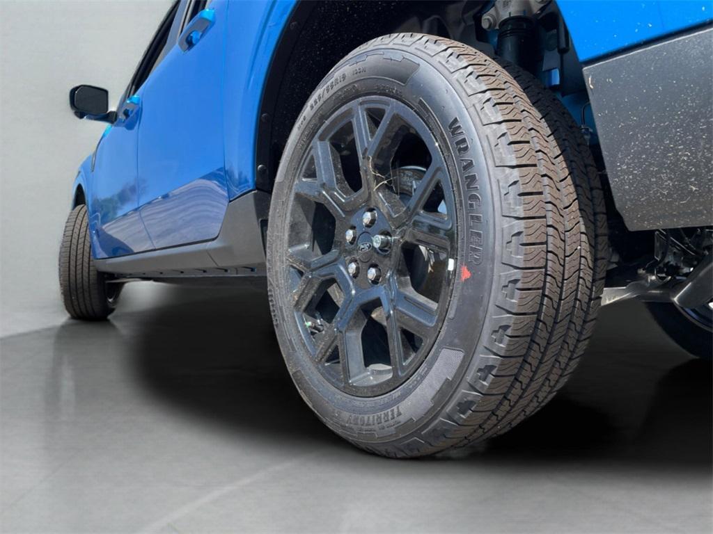 new 2025 Ford Maverick car, priced at $37,999