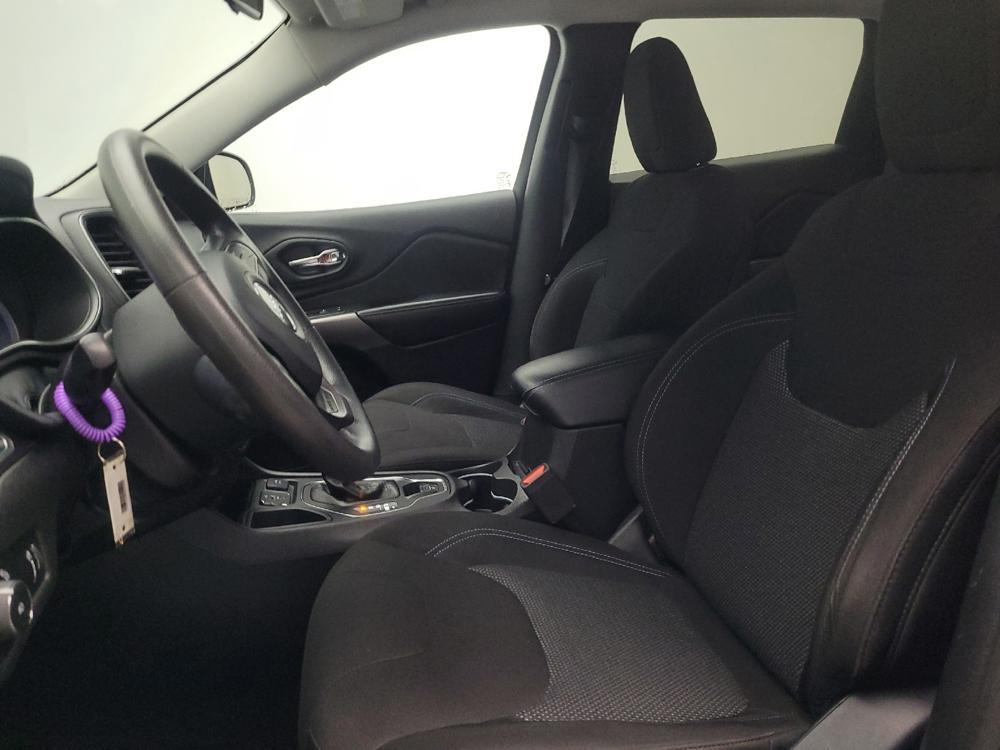 used 2019 Jeep Cherokee car, priced at $15,595