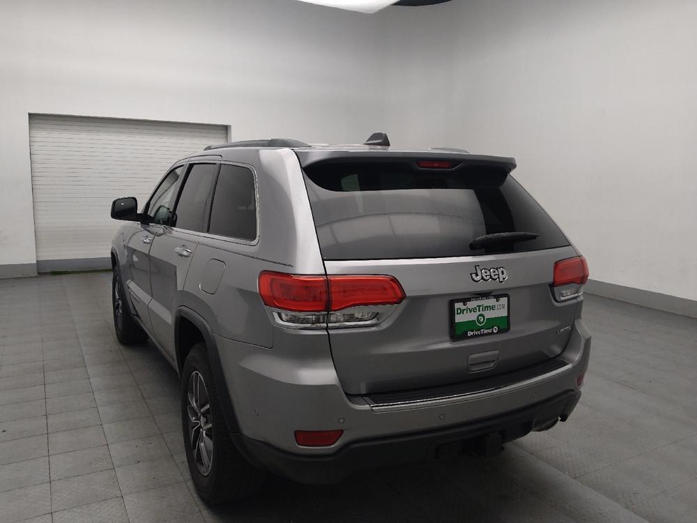 used 2018 Jeep Grand Cherokee car, priced at $17,295