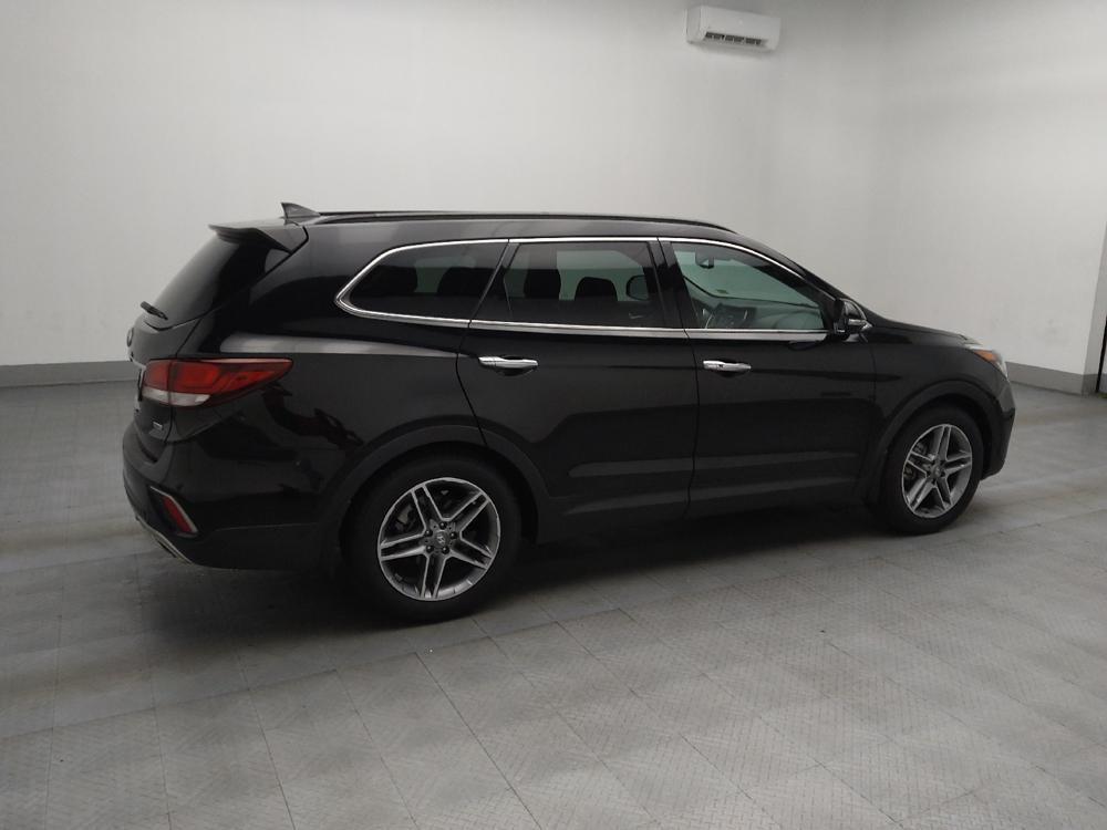 used 2018 Hyundai Santa Fe car, priced at $17,695