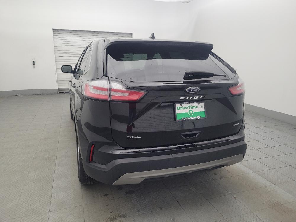 used 2024 Ford Edge car, priced at $25,195