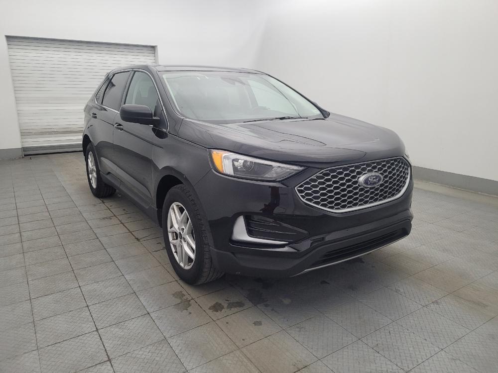 used 2024 Ford Edge car, priced at $25,195