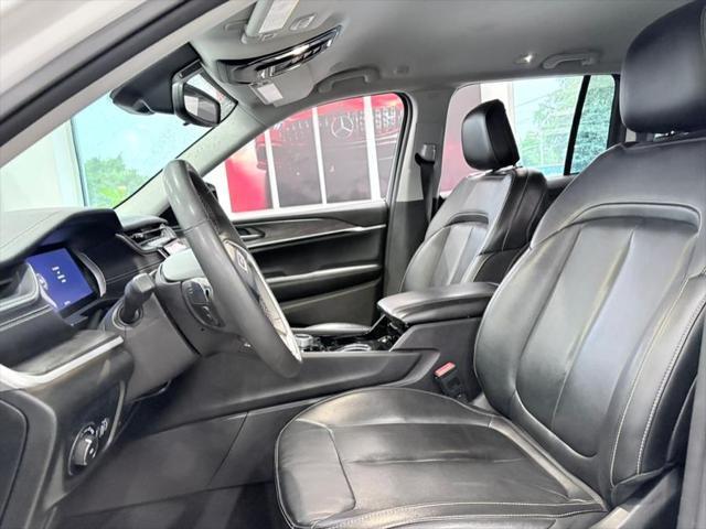used 2023 Jeep Grand Cherokee car, priced at $28,850