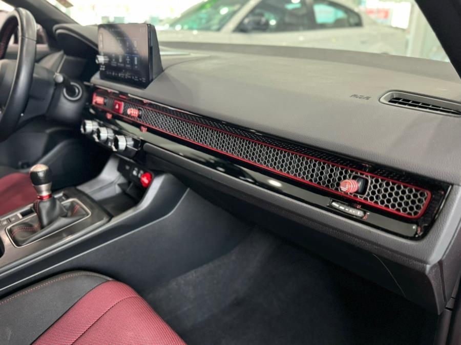 used 2024 Honda Civic Si car, priced at $25,850