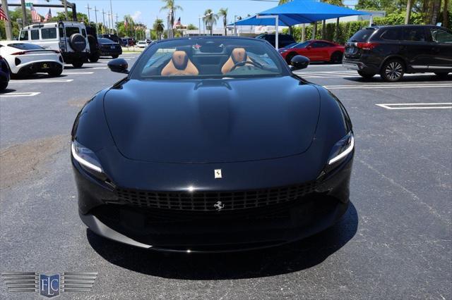 used 2025 Ferrari Roma Spider car