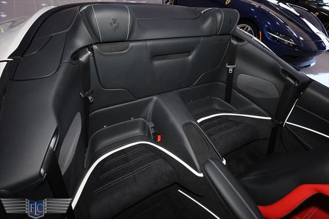 used 2025 Ferrari Roma Spider car