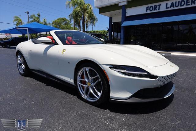used 2025 Ferrari Roma Spider car