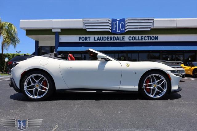 used 2025 Ferrari Roma Spider car