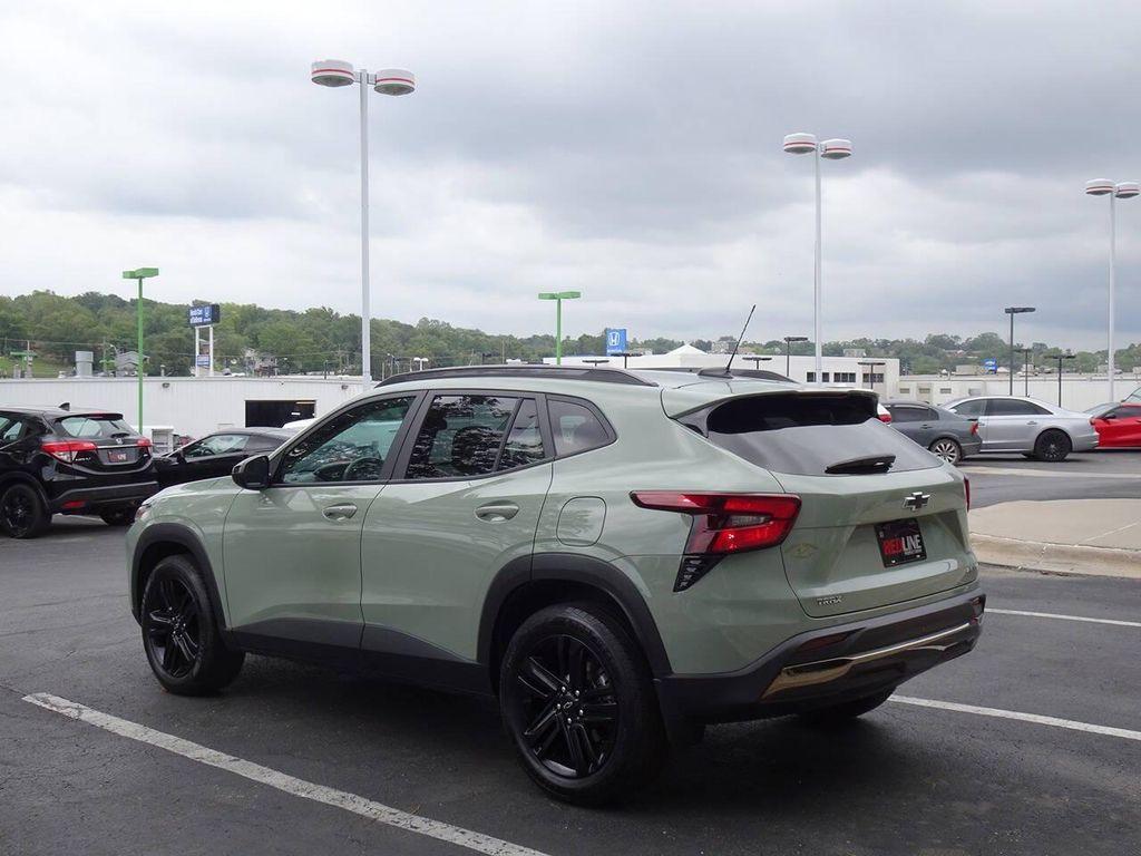 used 2024 Chevrolet Trax car, priced at $19,995
