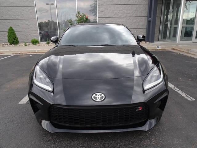 used 2024 Toyota GR86 car, priced at $25,995