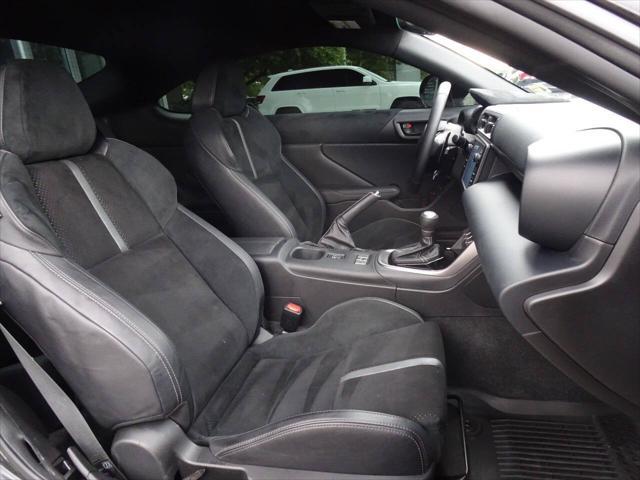 used 2024 Toyota GR86 car, priced at $25,995