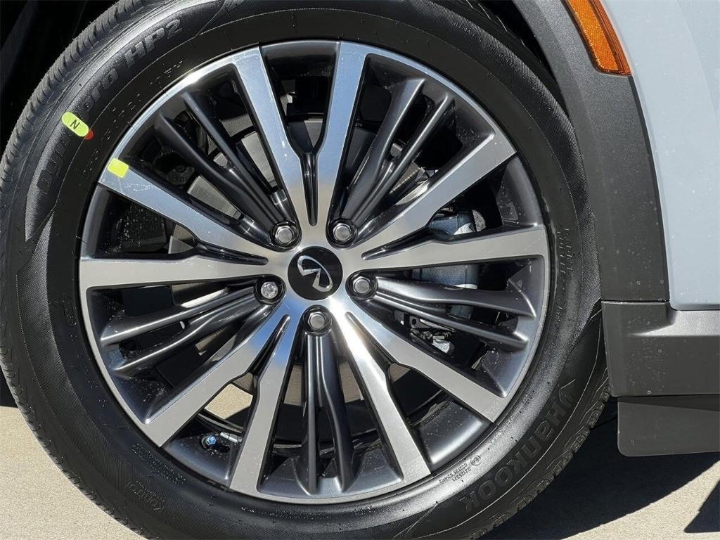 new 2025 INFINITI QX60 car, priced at $63,684