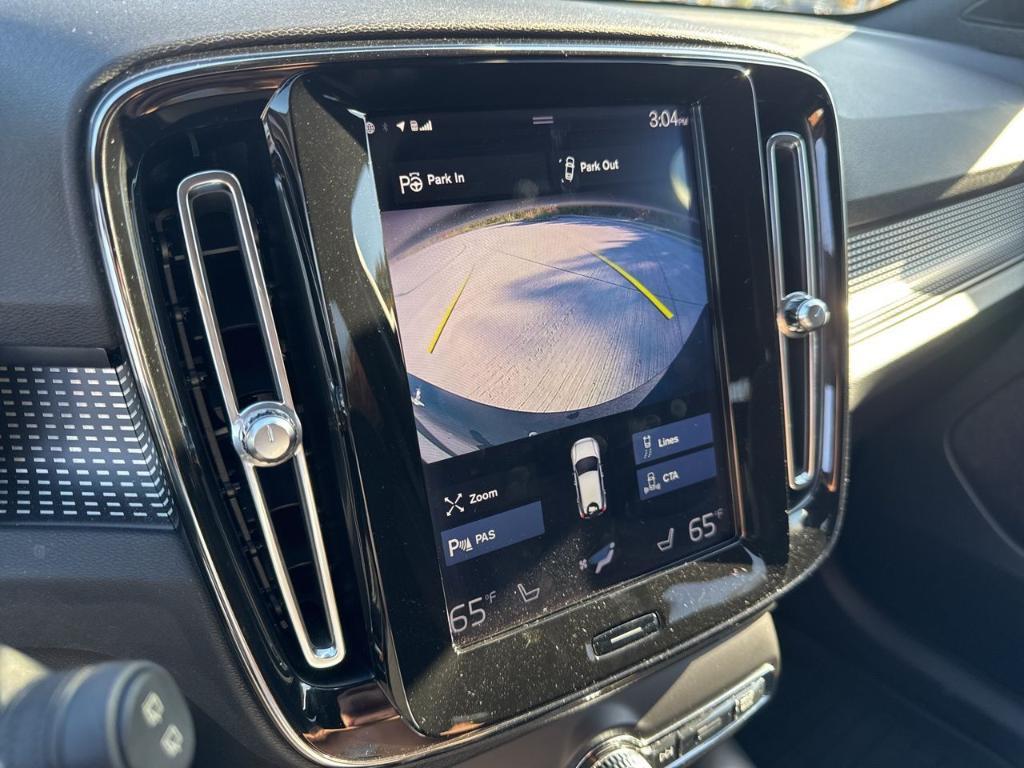 used 2019 Volvo XC40 car, priced at $24,985
