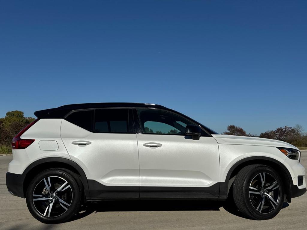 used 2019 Volvo XC40 car, priced at $24,985