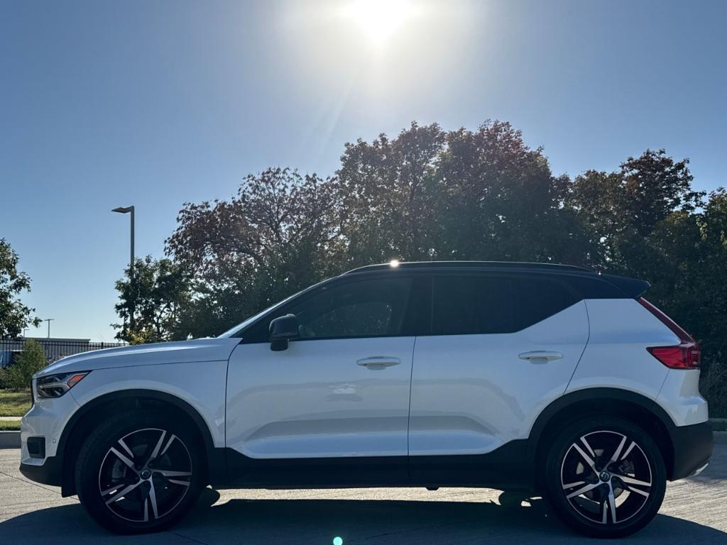used 2019 Volvo XC40 car, priced at $24,985