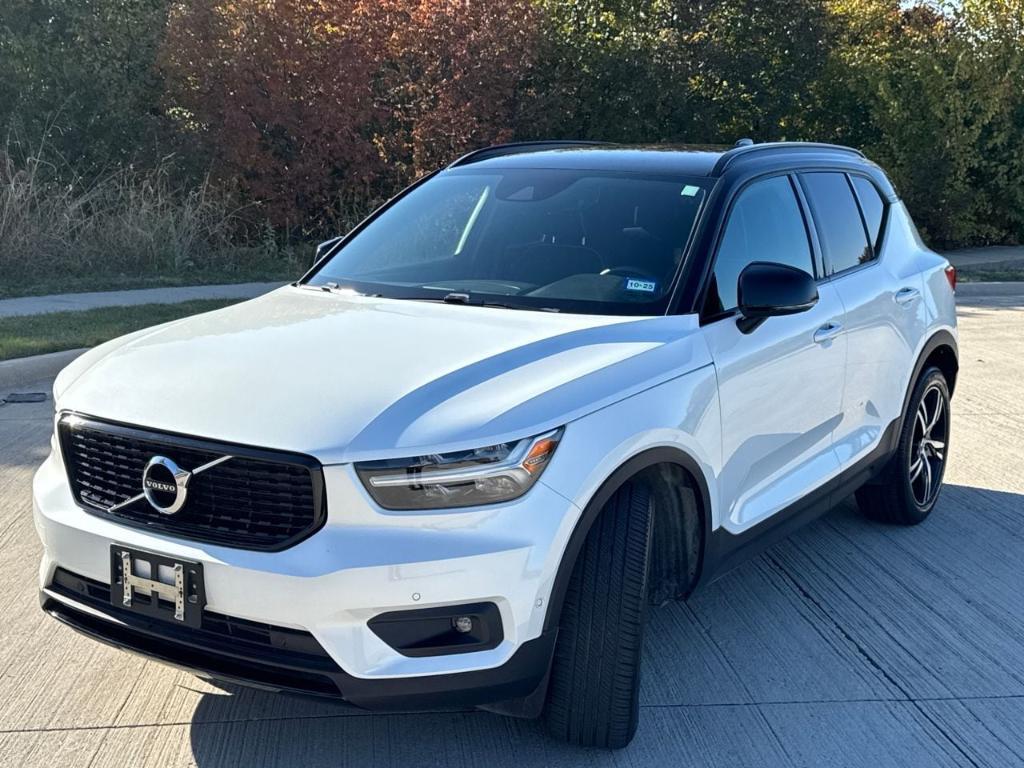 used 2019 Volvo XC40 car, priced at $24,985