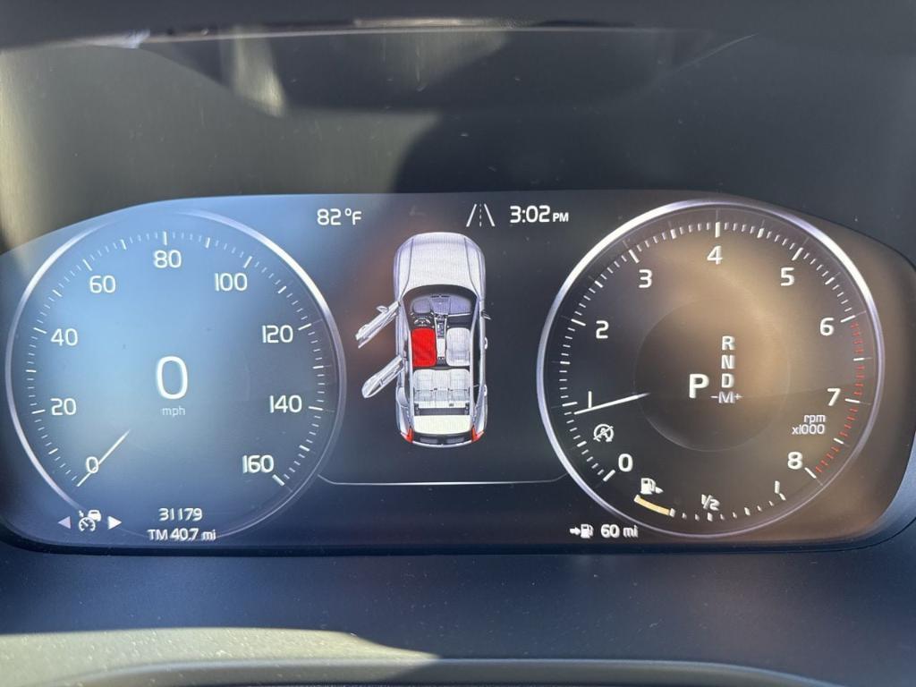 used 2019 Volvo XC40 car, priced at $24,985