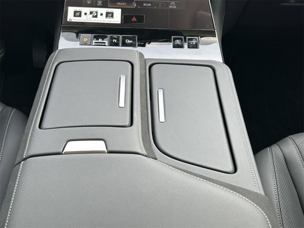 new 2025 INFINITI QX80 car, priced at $101,545