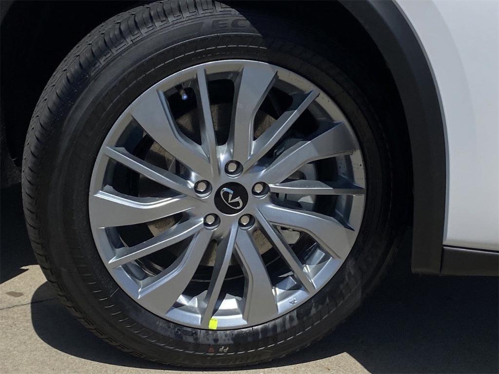 new 2025 INFINITI QX50 car, priced at $42,843