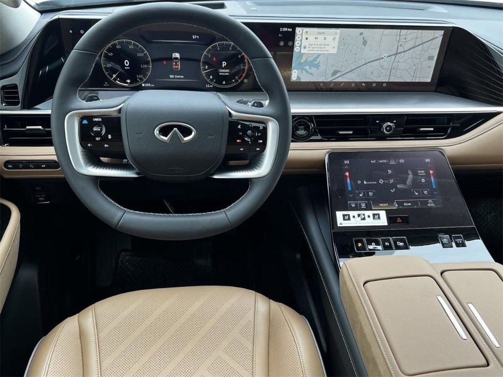 new 2025 INFINITI QX80 car, priced at $92,100