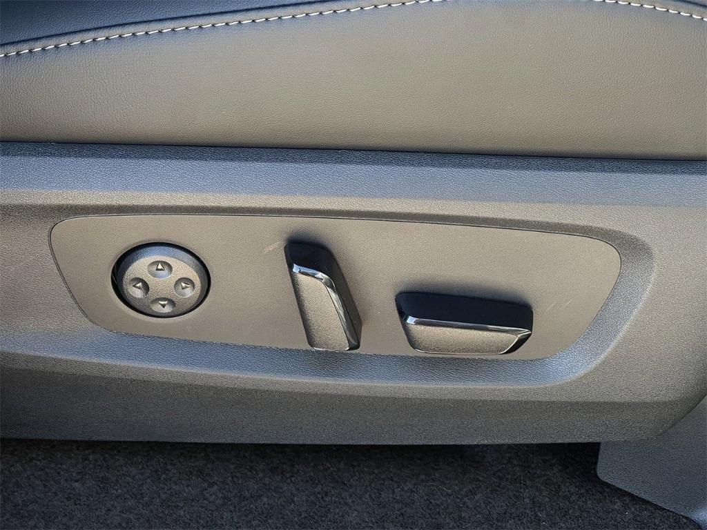 new 2026 INFINITI QX60 car, priced at $65,740