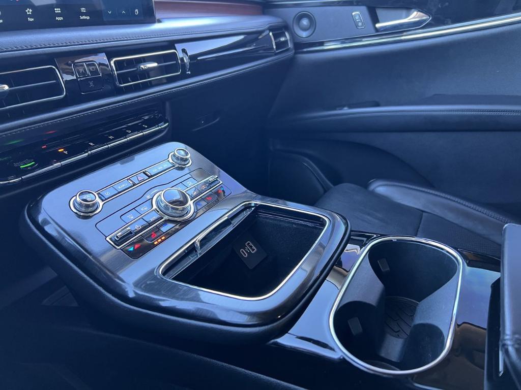 used 2022 Lincoln Nautilus car, priced at $31,985