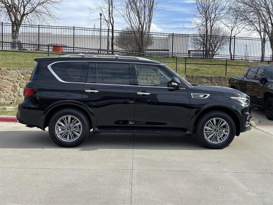 new 2024 INFINITI QX80 car, priced at $63,105