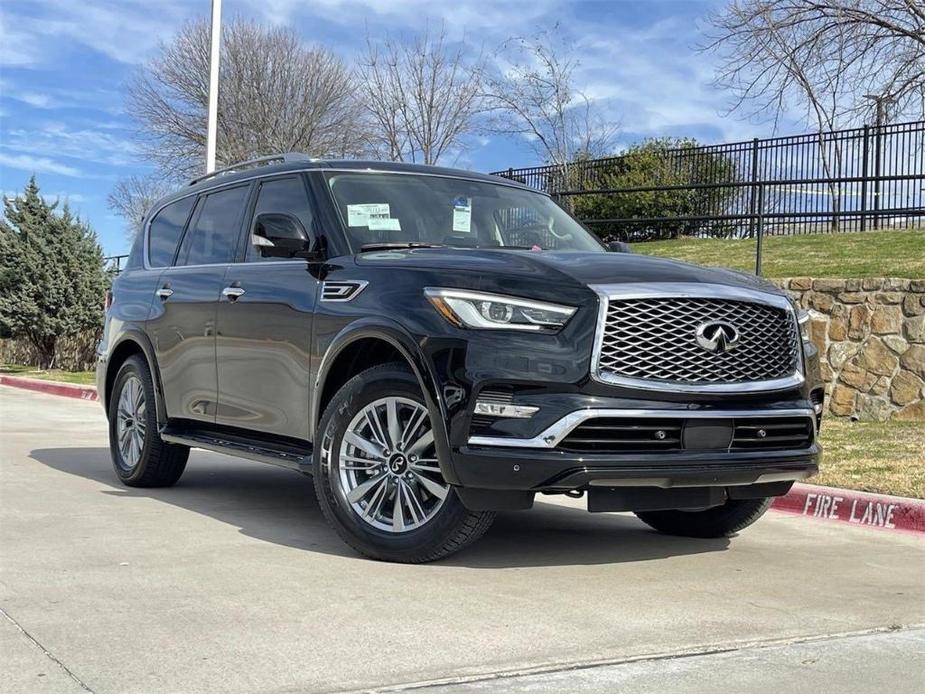 new 2024 INFINITI QX80 car, priced at $63,105