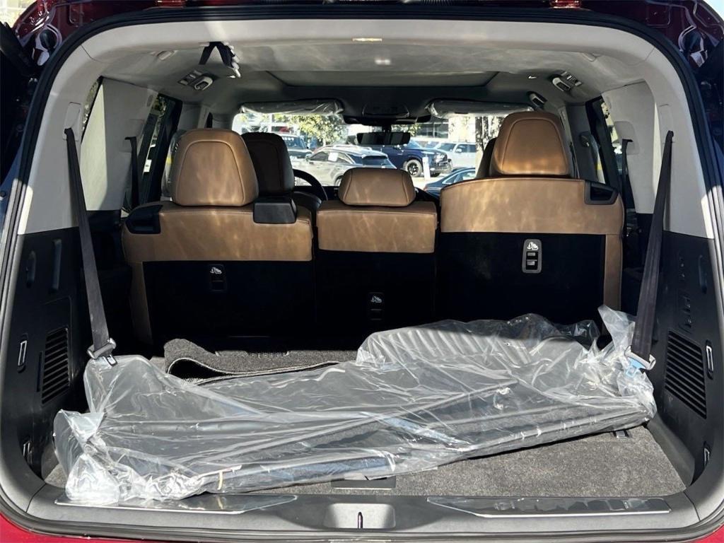 new 2025 INFINITI QX80 car, priced at $92,387
