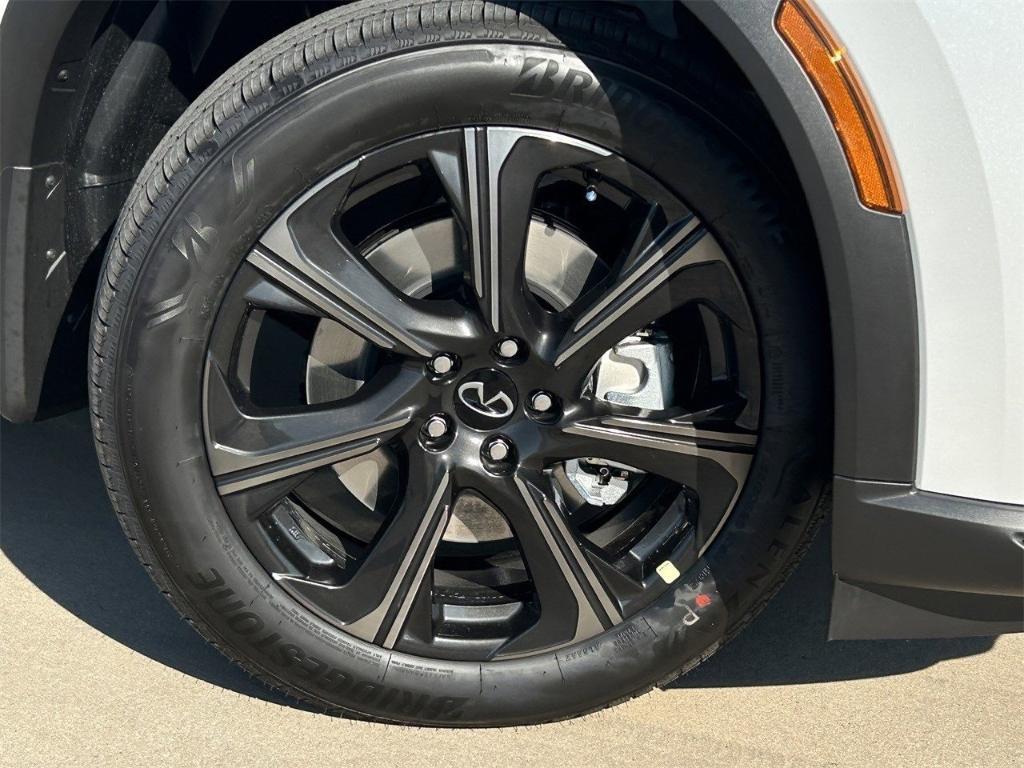 new 2026 INFINITI QX60 car, priced at $73,890