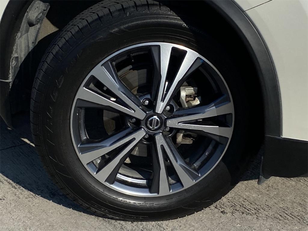 used 2019 Nissan Rogue car, priced at $15,885