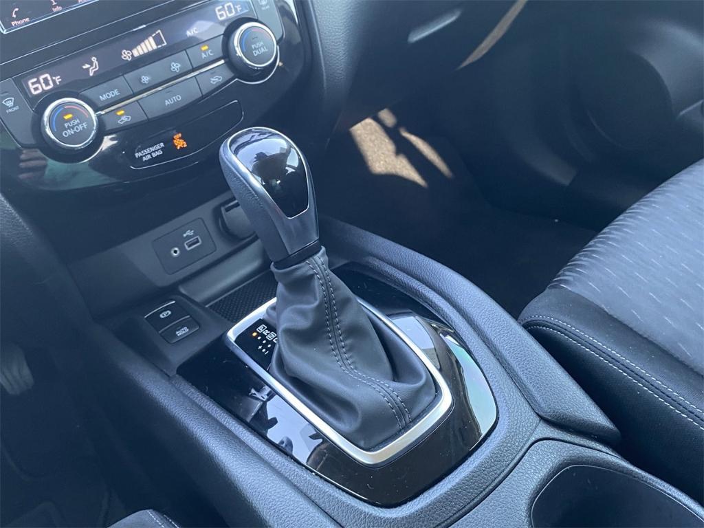 used 2019 Nissan Rogue car, priced at $15,885