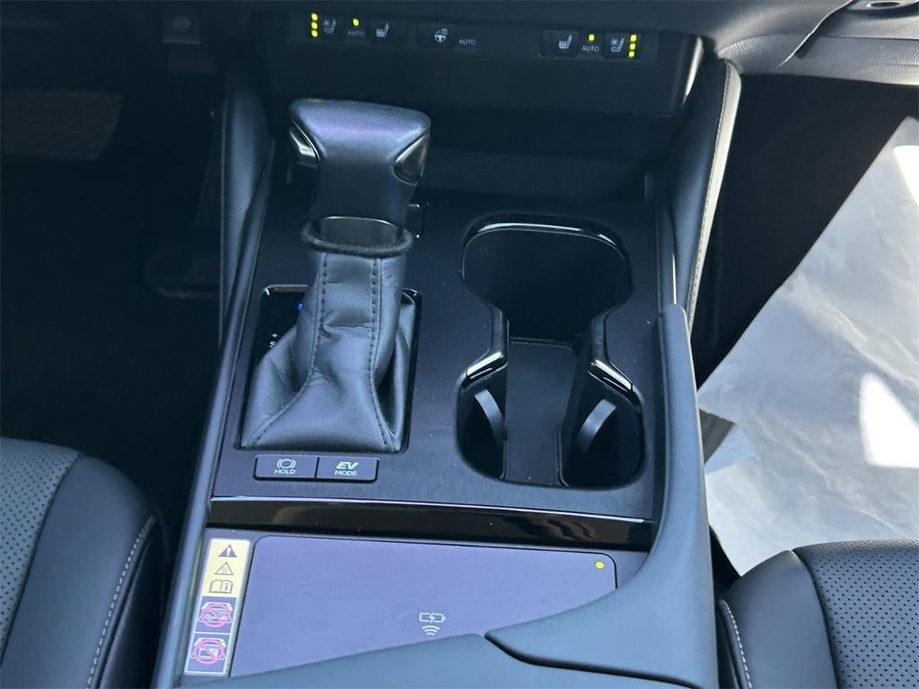 used 2023 Lexus ES 300h car, priced at $39,985