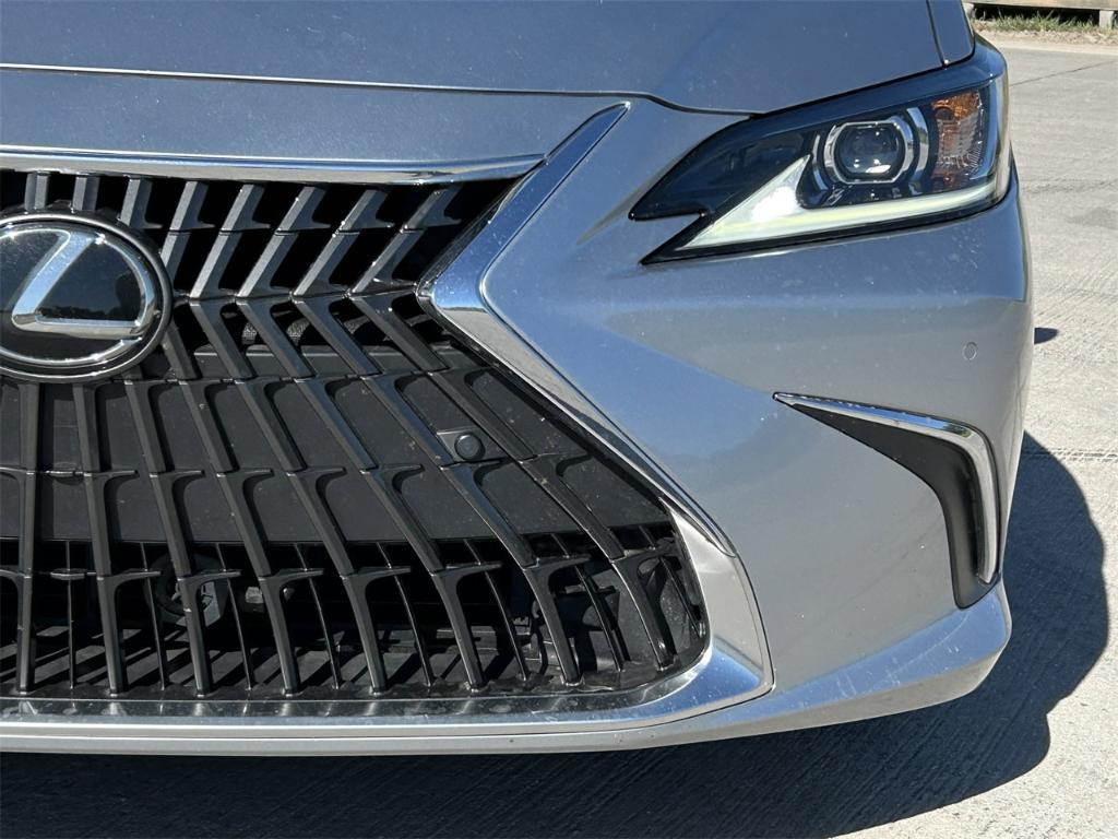 used 2023 Lexus ES 300h car, priced at $39,985