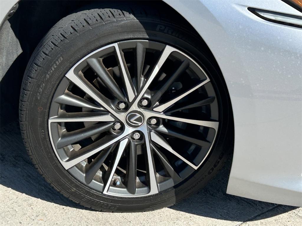 used 2023 Lexus ES 300h car, priced at $39,985