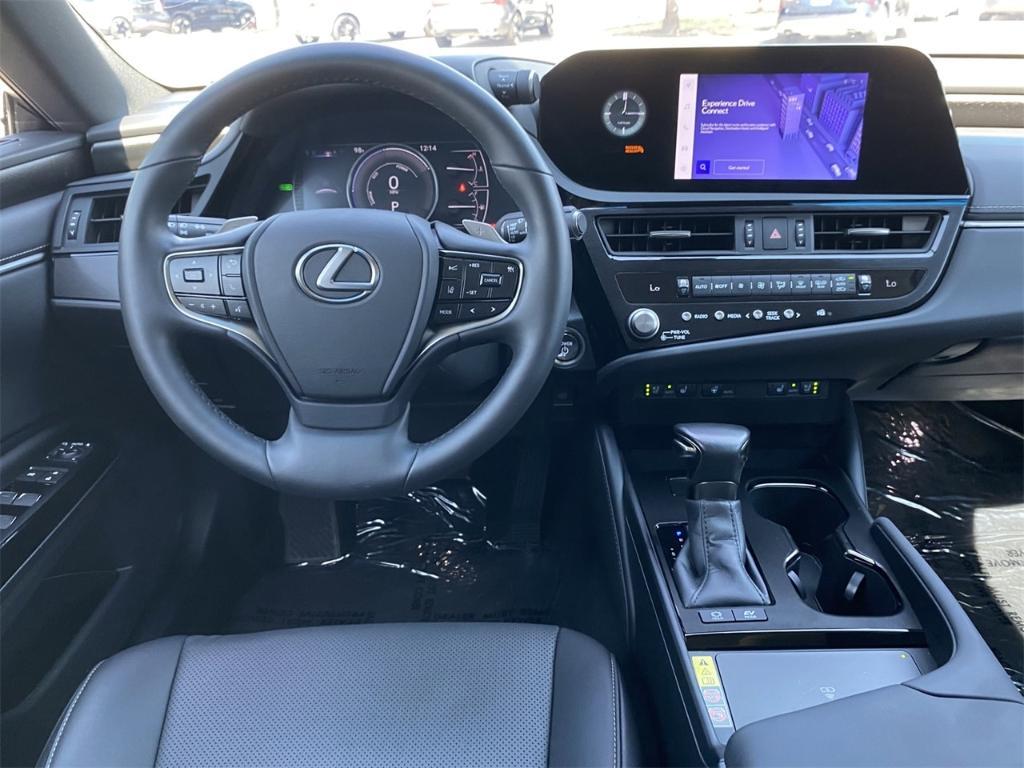 used 2023 Lexus ES 300h car, priced at $36,985