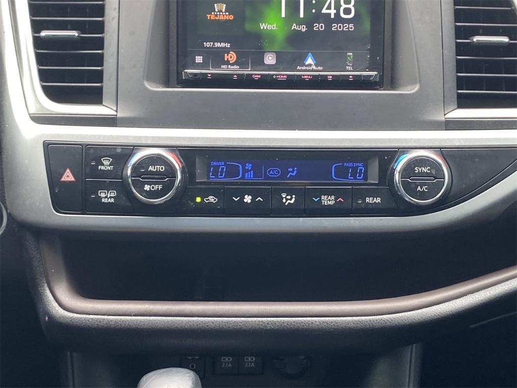 used 2018 Toyota Highlander car, priced at $19,985
