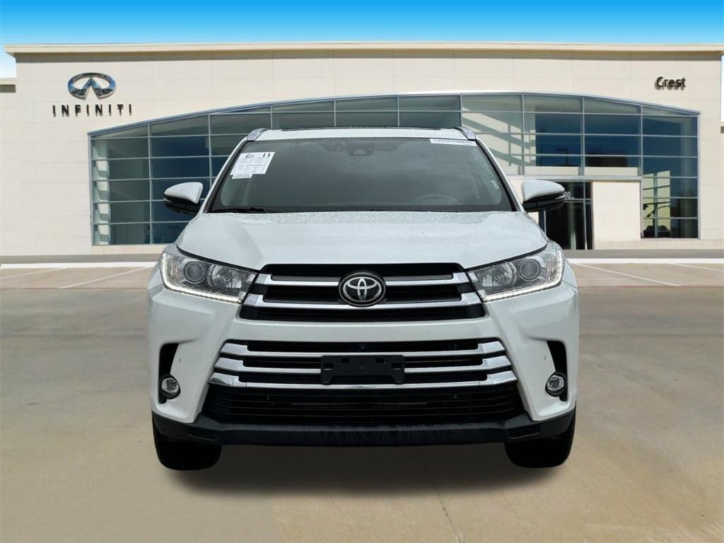 used 2019 Toyota Highlander car, priced at $31,988
