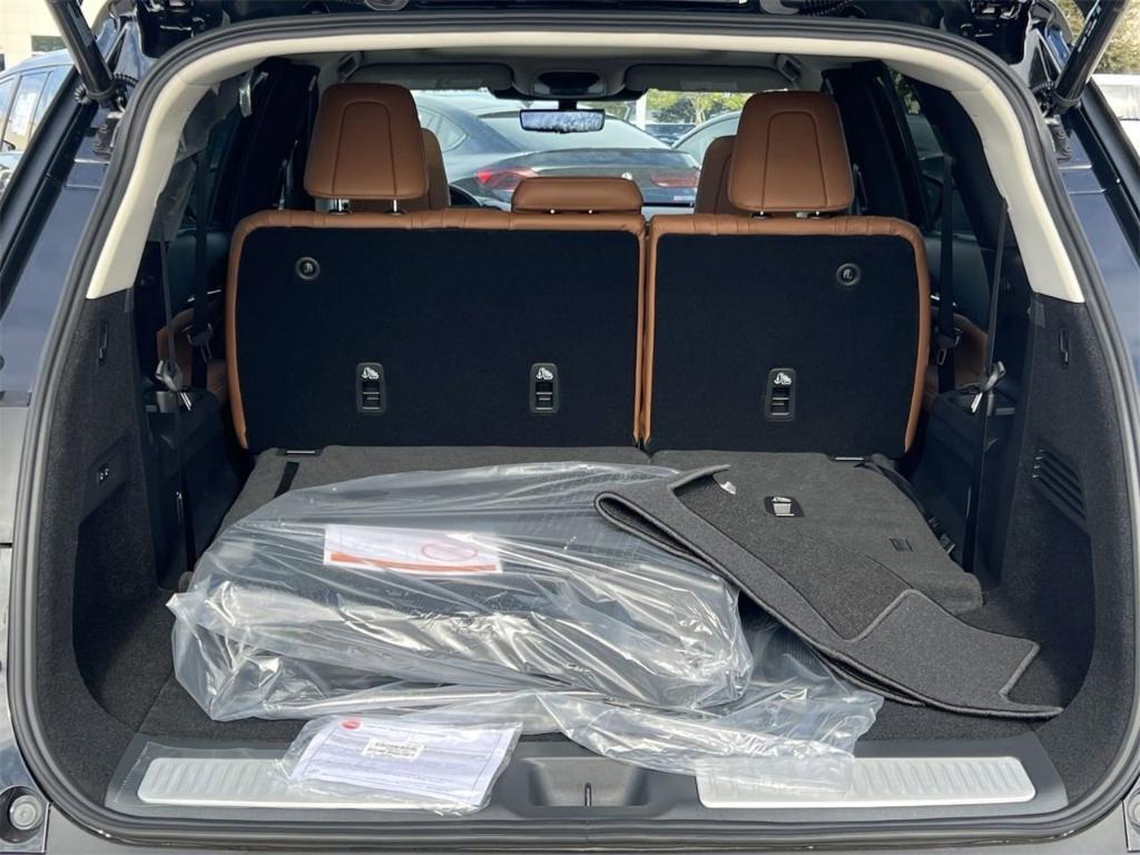 new 2025 INFINITI QX60 car, priced at $63,684