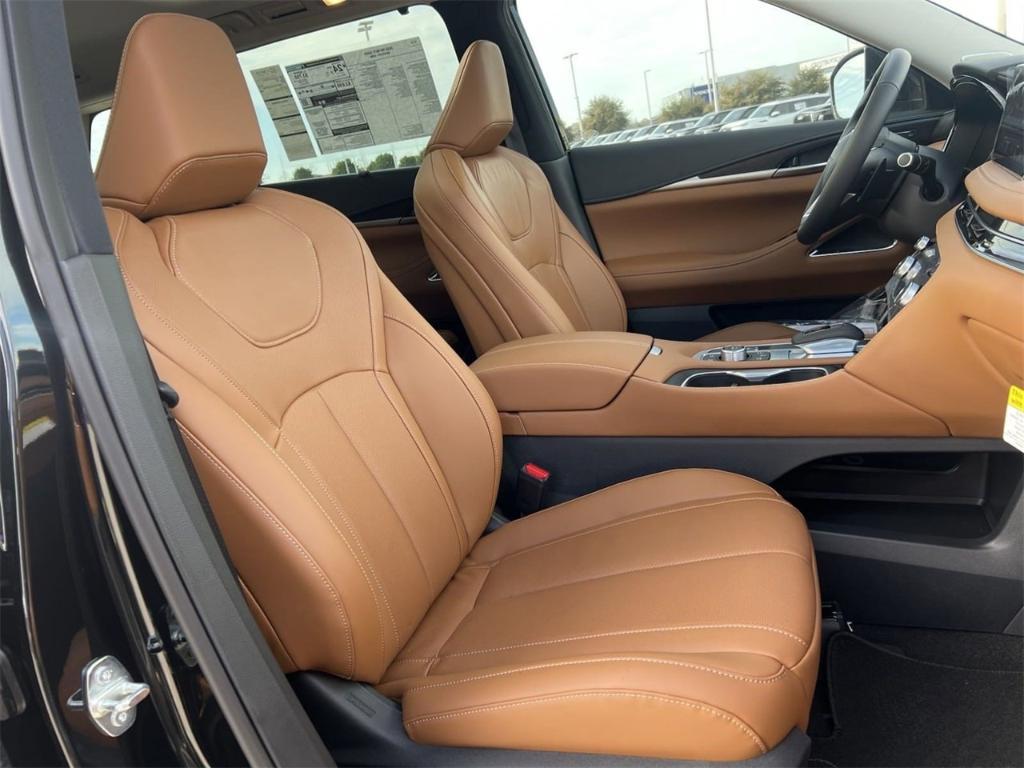 new 2025 INFINITI QX60 car, priced at $63,684