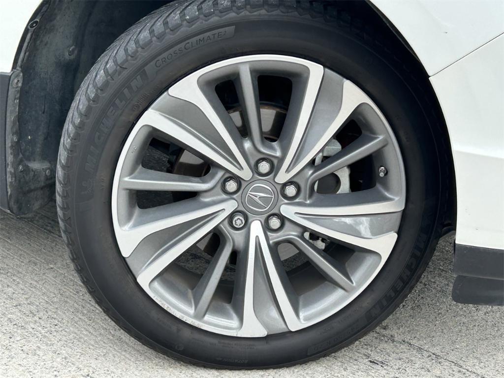 used 2018 Acura MDX car, priced at $23,985