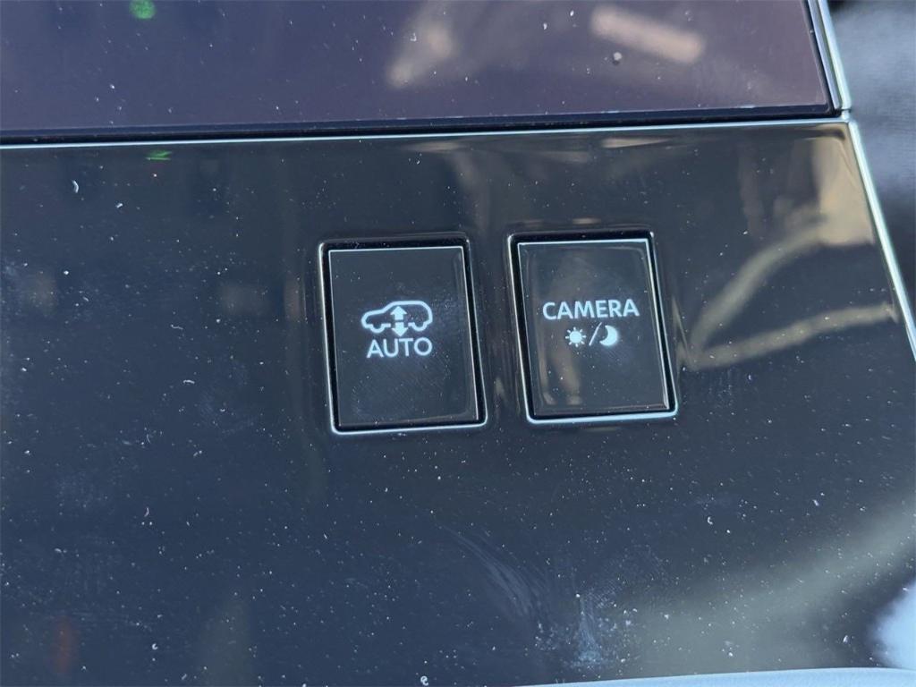 new 2025 INFINITI QX80 car, priced at $109,326
